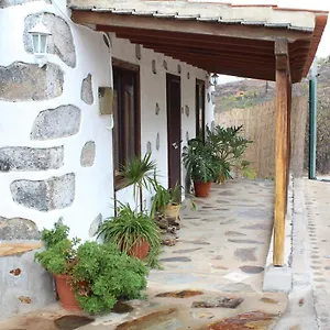 Capellania Con Piscina Tijarafe
